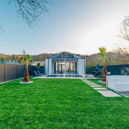 度假居 Star Hill 萨潘贾