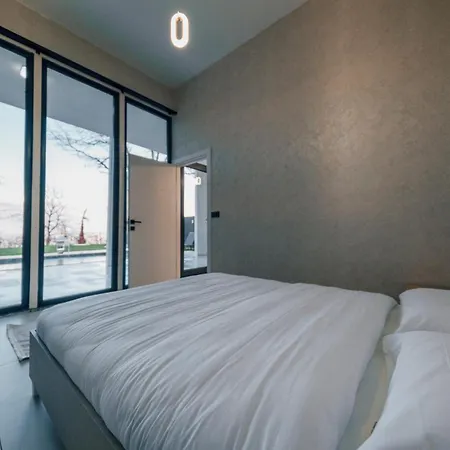 Star Hill * سبانجا