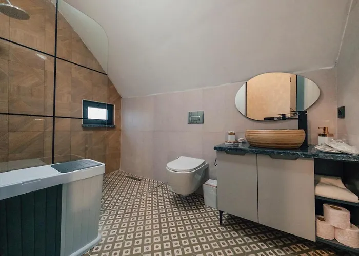 Star Hill * 萨潘贾