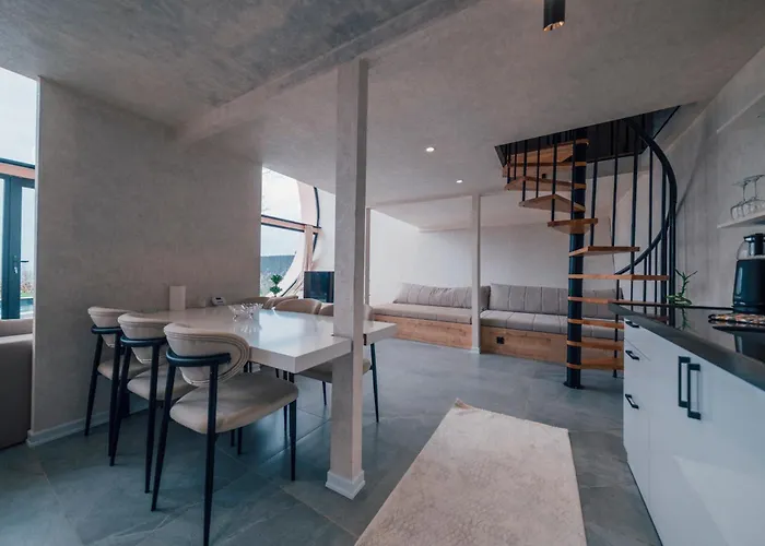 Star Hill * 萨潘贾