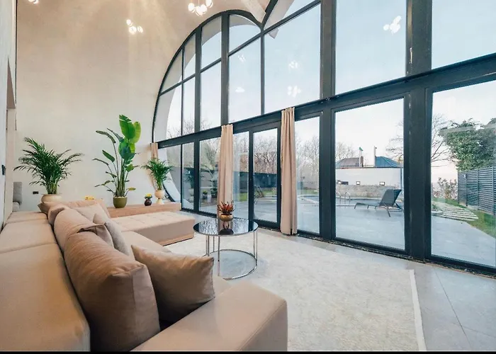 Star Hill * 萨潘贾